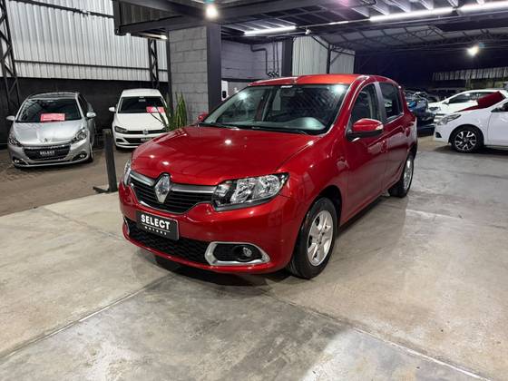 RENAULT SANDERO 1.6 DYNAMIQUE 8V FLEX 4P MANUAL RENAULT SANDERO 1.6 DYNAMIQUE 8V FLEX 4P MANUAL